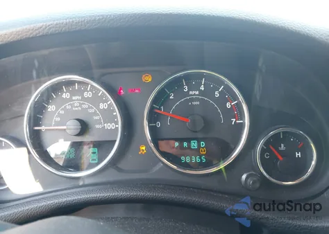 2011 Jeep Wrangler Unlimited Sahara из США, поврежденный, VIN 1J4BA5H15BL588327